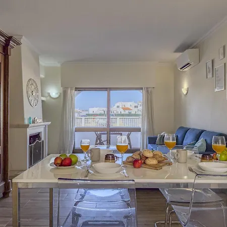 Apartament #406 Modern 1br With Pool Near Oura Strip
