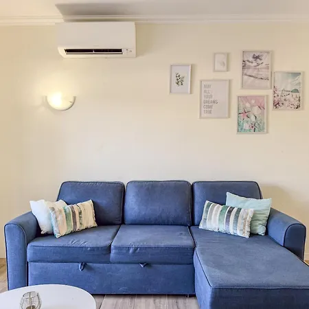 #406 Modern 1br With Pool Near Oura Strip Apartament *